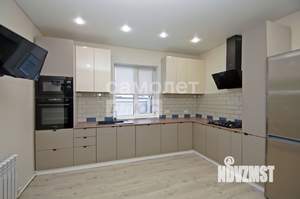 Дом 138м², 2-этажный, участок 4 сот.  