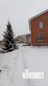 Коттедж 251м&sup2;, 3-этажный, участок 10 сот.  