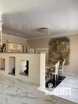 Дом 247м², 2-этажный, участок 9 сот.  