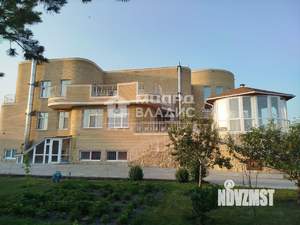 Дом 800м², 2-этажный, участок 20 сот.  
