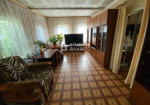 Дом 93м&sup2;, 1-этажный, участок 9 сот.  