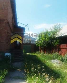 Дом 333м², 2-этажный, участок 6 сот.  