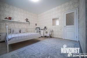 Дом 180м&sup2;, 2-этажный, участок 10 сот.  