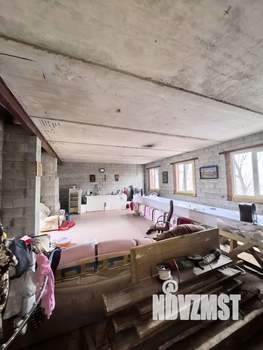 Дом 200м&sup2;, 2-этажный, участок 10 сот.  