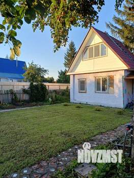 Дом 30м&sup2;, 2-этажный, участок 5 сот.  