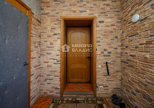 Дом 389м&sup2;, 3-этажный, участок 5 сот.  