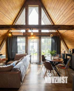 Дом 93м&sup2;, 2-этажный, участок 5 сот.  