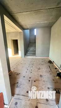 Коттедж 300м², 2-этажный, участок 8 сот.  