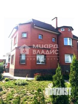 Дом 326м², 2-этажный, участок 12 сот.  