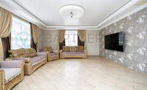 Дом 384м&sup2;, 3-этажный, участок 7 сот.  