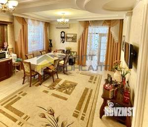 Коттедж 530м&sup2;, 2-этажный, участок 15 сот.  