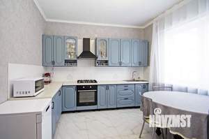 Дом 208м&sup2;, 2-этажный, участок 6 сот.  