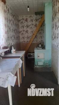 Дом 30м&sup2;, 2-этажный, участок 6 сот.  