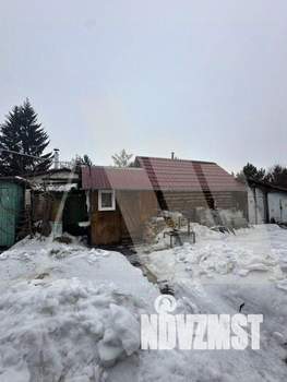 Дом 30м&sup2;, 2-этажный, участок 9 сот.  