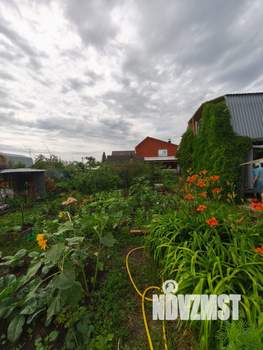 Дом 60м&sup2;, 2-этажный, участок 6 сот.  