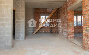 Дом 157м&sup2;, 2-этажный, участок 3 сот.  