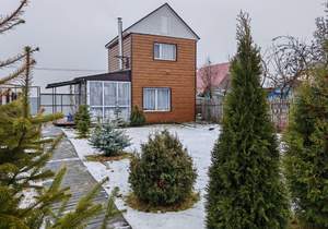 Дом 35м&sup2;, 2-этажный, участок 3 сот.  