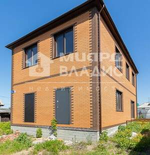 Дом 157м&sup2;, 2-этажный, участок 3 сот.  