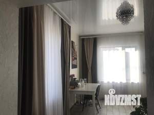 Коттедж 225м², 2-этажный, участок 10 сот.  