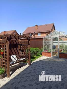 Таунхаус 196м&sup2;, 3-этажный, участок 4 сот.  