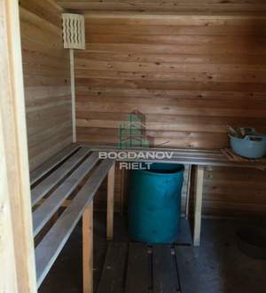 Дом 80м&sup2;, 2-этажный, участок 631 сот.  