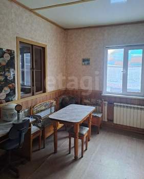 Дом 206м&sup2;, 2-этажный, участок 6 сот.  