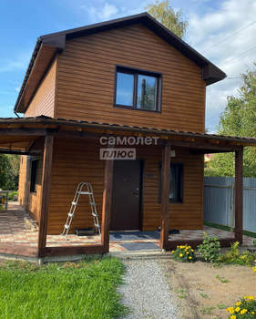 Дом 72м², 2-этажный, участок 8 сот.  