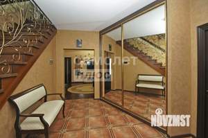 Коттедж 185м&sup2;, 2-этажный, участок 8 сот.  