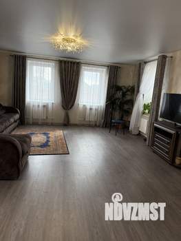 Коттедж 145м&sup2;, 2-этажный, участок 5 сот.  