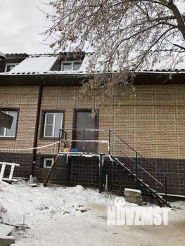 Дом 345м², 3-этажный, участок 10 сот.  