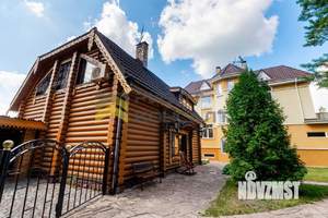 Дом 591м&sup2;, 2-этажный, участок 18 сот.  