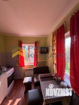 Дом 25м&sup2;, 2-этажный, участок 6 сот.  