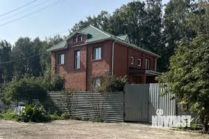 Коттедж 240м², 3-этажный, участок 8 сот.  