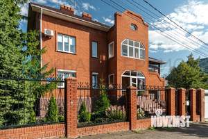 Коттедж 342м², 3-этажный, участок 8 сот.  