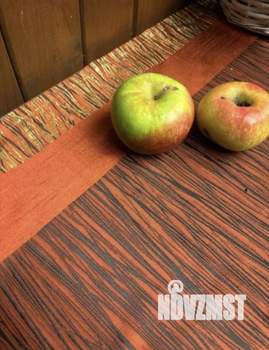 Дом 18м&sup2;, 2-этажный, участок 10 сот.  