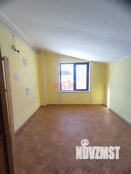 Дом 136м&sup2;, 2-этажный, участок 9 сот.  