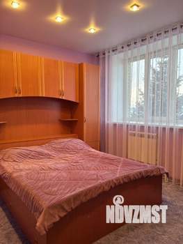 Коттедж 346м&sup2;, 2-этажный, участок 10 сот.  