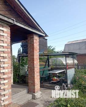 Дом 50м², 2-этажный, участок 6 сот.  