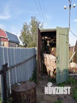 Дом 18м&sup2;, 2-этажный, участок 6 сот.  