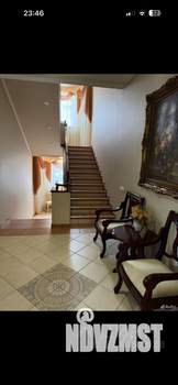 Коттедж 1077м&sup2;, 4-этажный, участок 25 сот.  