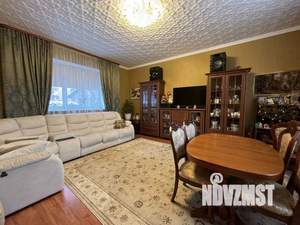 Коттедж 240м², 2-этажный, участок 8 сот.  