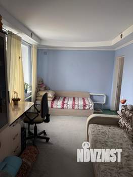 Дом 49м&sup2;, 2-этажный, участок 2 сот.  