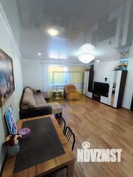 Дом 242м&sup2;, 3-этажный, участок 5 сот.  