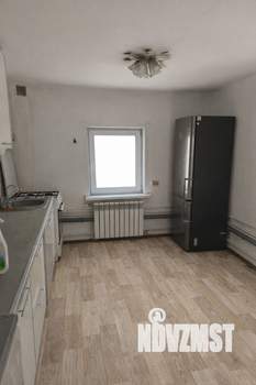 Дом 60м&sup2;, 1-этажный, участок 4 сот.  