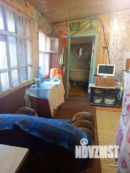 Дом 60м&sup2;, 2-этажный, участок 6 сот.  