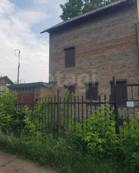 Дом 115м&sup2;, 3-этажный, участок 7 сот.  