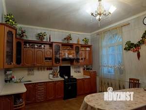 Дом 378м², 2-этажный, участок 7 сот.  