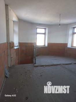 Дом 426м², 2-этажный, участок 26 сот.  