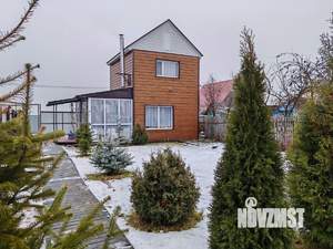 Дом 35м&sup2;, 2-этажный, участок 3 сот.  