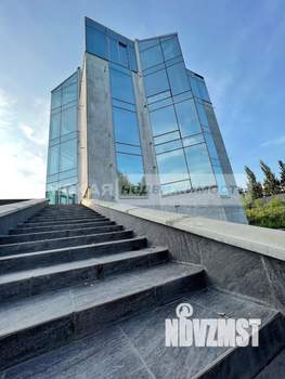 Коттедж 1070м&sup2;, 5-этажный, участок 20 сот.  